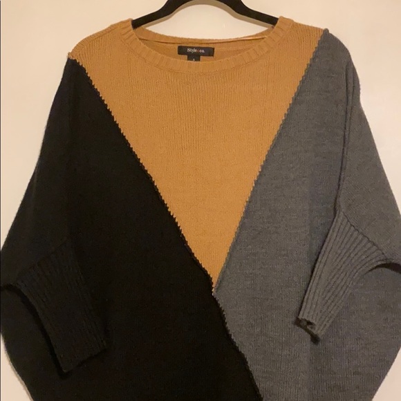 Cute Sweater/Tunic from Macy’s - Picture 2 of 2